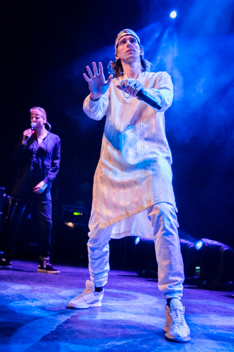 De Jeugd van Tegenwoordig @ Effenaar, picture 15, photographed by Erwin Evrard - FrontView Magazine