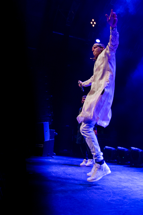 De Jeugd van Tegenwoordig @ Effenaar, picture 20, photographed by Erwin Evrard - FrontView Magazine