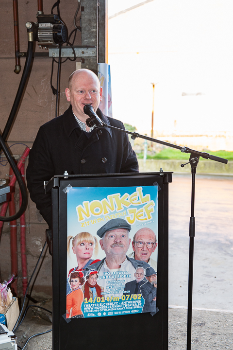 Nonkel Jef - Persconferentie @ Vluchtenburghoeve Aartselaar, picture 2, photographed by Guy Danneels - FrontView Magazine