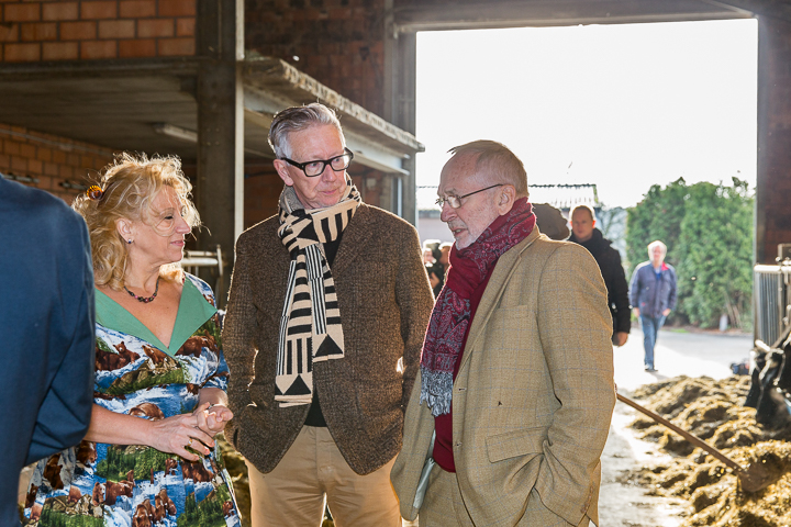 Nonkel Jef - Persconferentie @ Vluchtenburghoeve Aartselaar, picture 48, photographed by Guy Danneels - FrontView Magazine