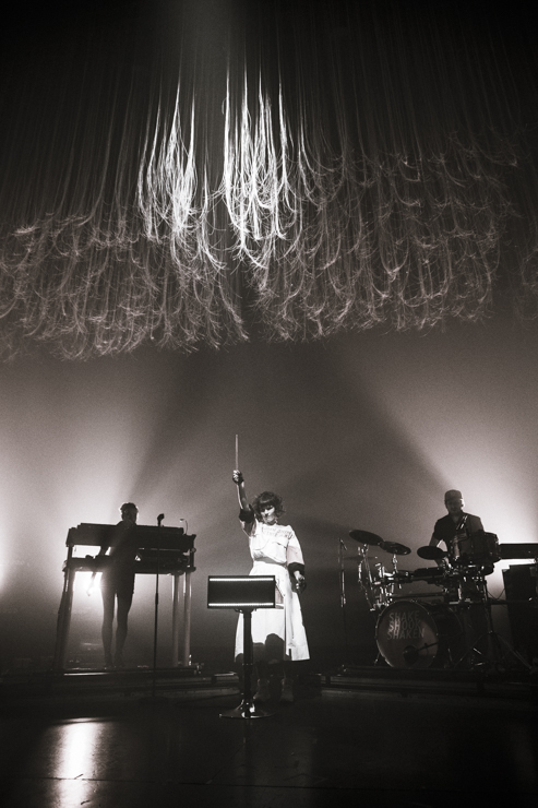 The Do @ Ancienne Belgique, picture 8, photographed by Geert Pieters - FrontView Magazine