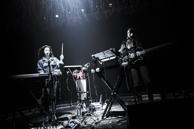Theodora @ Ancienne Belgique | Support The Do, picture 1, photographed by Geert Pieters - FrontView Magazine
