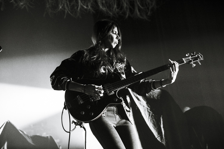 Theodora @ Ancienne Belgique | Support The Do, picture 10, photographed by Geert Pieters - FrontView Magazine