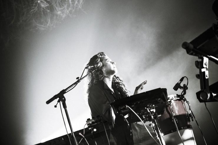 Theodora @ Ancienne Belgique | Support The Do, picture 15, photographed by Geert Pieters - FrontView Magazine