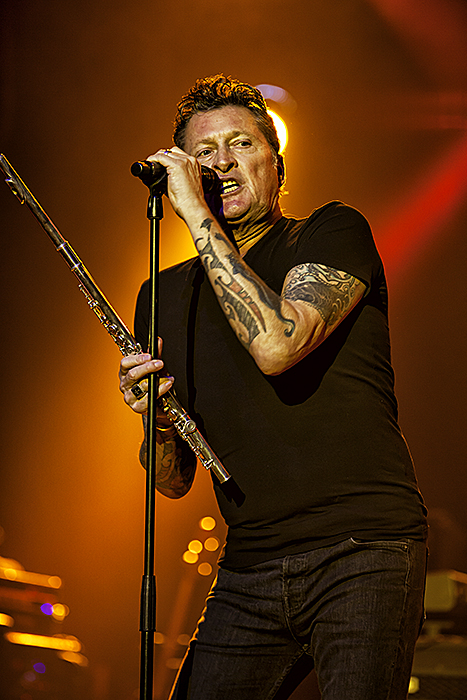 Golden Earring @ De Roma, picture 1, photographed by Frank Lambrechts - FrontView Magazine