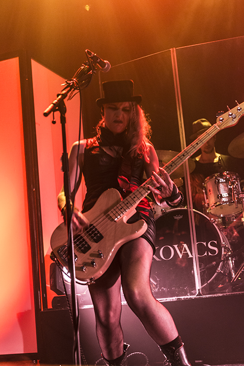 Kovacs + support band Bellemont @ Depot, picture 7, photographed by Bart Scholliers - FrontView Magazine