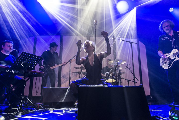 Kovacs + support band Bellemont @ Depot, picture 25, photographed by Bart Scholliers - FrontView Magazine