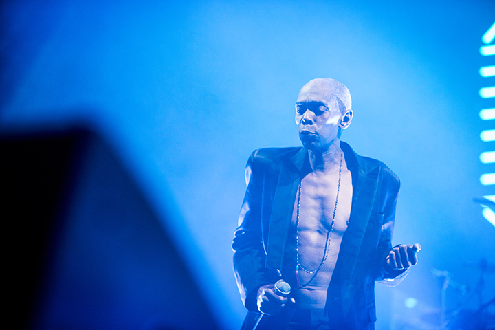 Faithless @ Paleis 12, picture 8, photographed by Kristof Hayen - FrontView Magazine