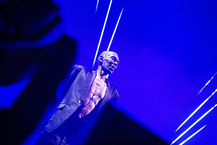 Faithless @ Paleis 12, picture 15, photographed by Kristof Hayen - FrontView Magazine