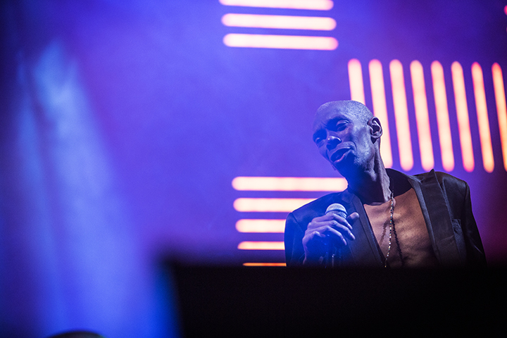 Faithless @ Paleis 12, picture 18, photographed by Kristof Hayen - FrontView Magazine
