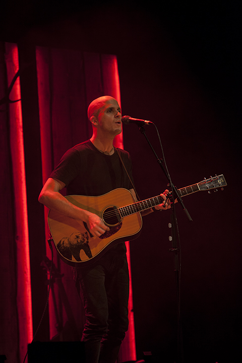 Milow solo @ Warande Turnhout, foto 6, foto's door Frank Lambrechts - FrontView Magazine