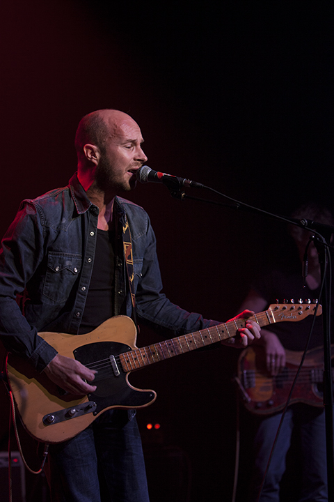 Tom Vanstiphout CD voorstelling "Playing guitar helps" @ Arenbergschouwburg, foto 6, foto's door Frank Lambrechts - FrontView Magazine