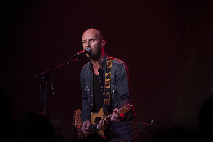 Tom Vanstiphout CD voorstelling "Playing guitar helps" @ Arenbergschouwburg, foto 8, foto's door Frank Lambrechts - FrontView Magazine