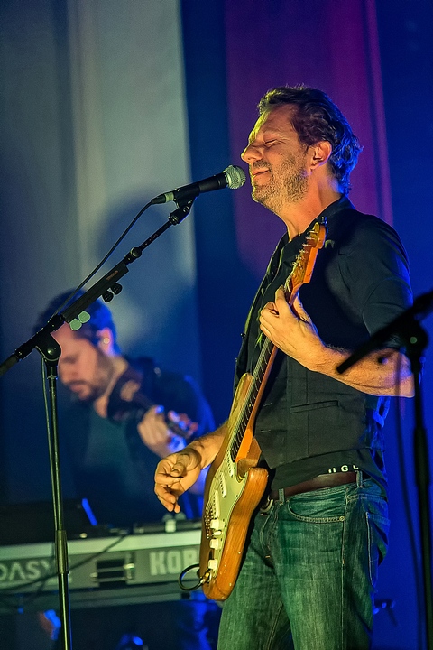 dEUS - Soft Electric Tour @ De Roma, foto 13, foto's door Edwin Houdevelt - FrontView Magazine