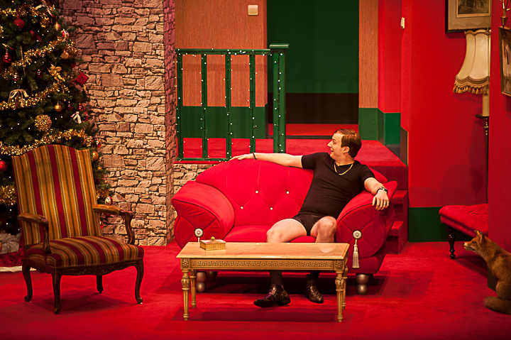 Versieren Met Vieren @ Echt Antwaarps Teater, picture 38, photographed by Goele Bormans - FrontView Magazine