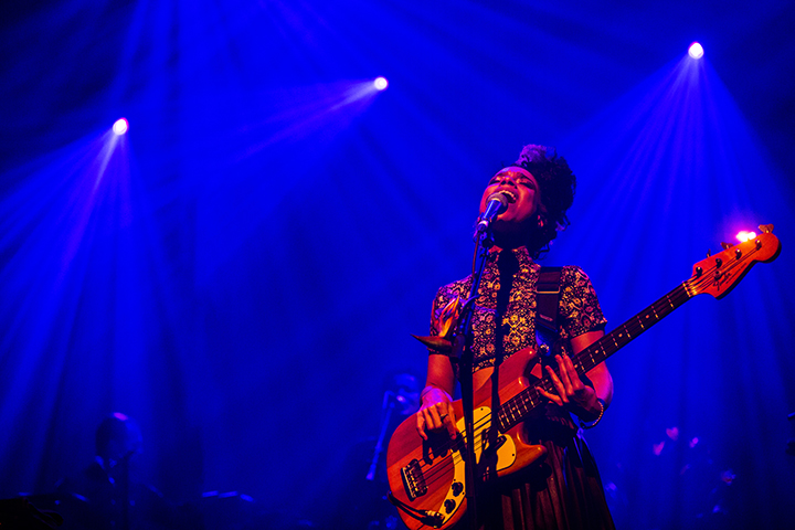 Lianne La Havas @ AB, picture 2, photographed by Kristof Hayen - FrontView Magazine