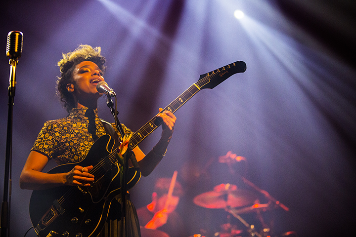 Lianne La Havas @ AB, picture 7, photographed by Kristof Hayen - FrontView Magazine