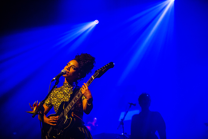 Lianne La Havas @ AB, picture 12, photographed by Kristof Hayen - FrontView Magazine