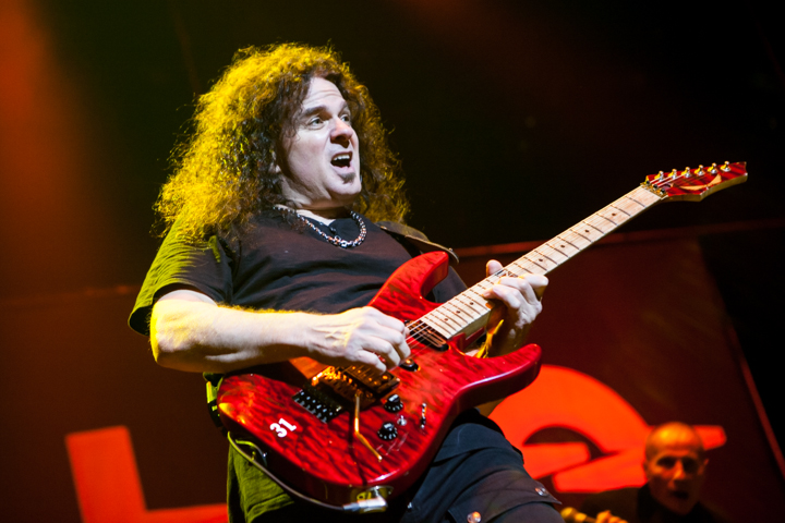 UFO @ Vorst Nationaal, picture 2, photographed by Dorien Goetschalckx - FrontView Magazine