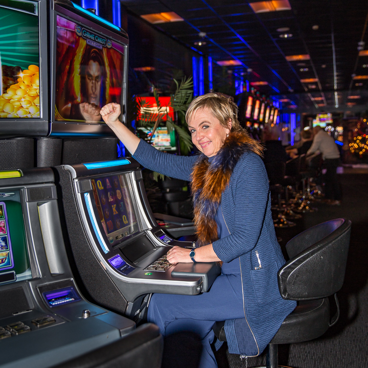 Via Annemie - Persconferentie @ Casino Oostende, picture 45, photographed by Guy Danneels - FrontView Magazine