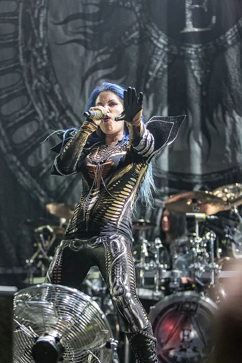 Arch Enemy @ Lotto Arena, foto 7, foto's door Edwin Houdevelt - FrontView Magazine