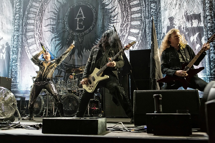 Arch Enemy @ Lotto Arena, foto 15, foto's door Edwin Houdevelt - FrontView Magazine