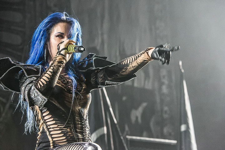Arch Enemy @ Lotto Arena, foto 33, foto's door Edwin Houdevelt - FrontView Magazine