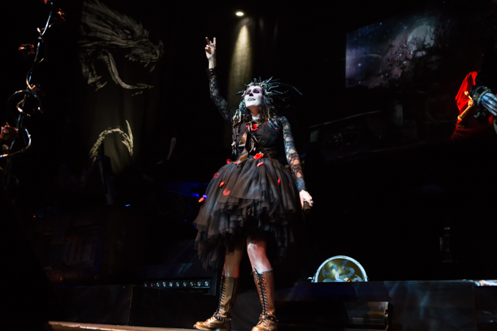 Within Temptation @ 013, picture 16, photographed by Dorien Goetschalckx - FrontView Magazine
