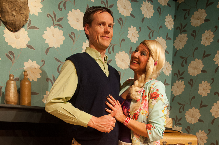 Van kwaad naar erger @ EWT Theater, foto 9, foto's door Goele Bormans - FrontView Magazine