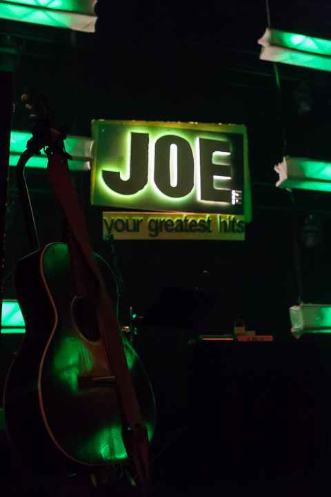 Joe Live met Axelle Red @ Joe FM, picture 1, photographed by Alex Wyckmans - FrontView Magazine
