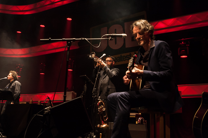 Joe Live met Axelle Red @ Joe FM, picture 18, photographed by Alex Wyckmans - FrontView Magazine