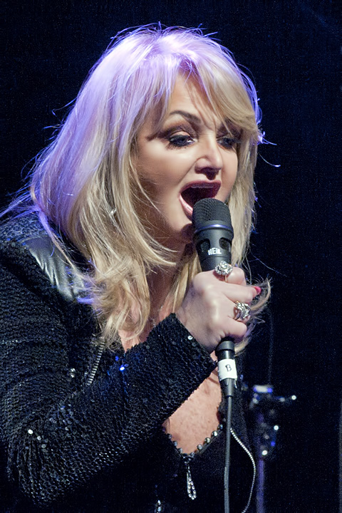 Chris Thompson, Bonnie Tyler & Koen Buyse @ Het Depot, picture 2, photographed by Paul Nouwen - FrontView Magazine