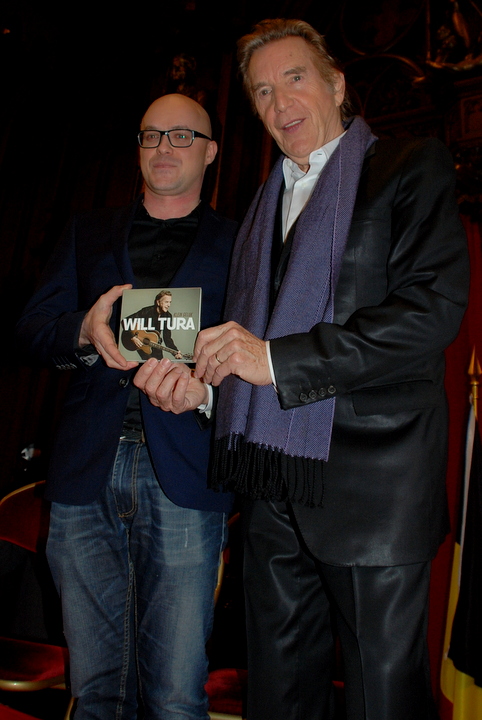 CD voorstelling Will Tura "Klein Geluk" @ stadhuis Brussel, picture 11, photographed by Peter Minnebo - FrontView Magazine