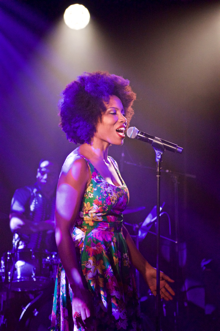 Lura @ Ancienne Belgique, foto 3, foto's door Bart Baevegems - FrontView Magazine