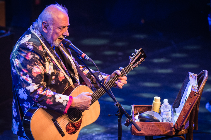 Urbanus & De Fanfaar @ Ancienne Belgique, foto 18, foto's door Jan van Hecke - FrontView Magazine