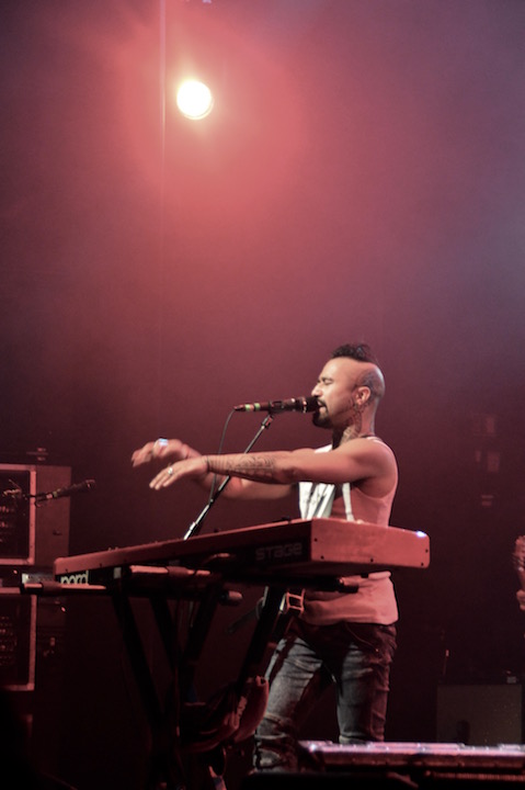 Nahko and Medicine for the People + Kim Churchill Ancienne Belgique, picture 25, photographed by Lieselore Van Hertum - FrontView Magazine