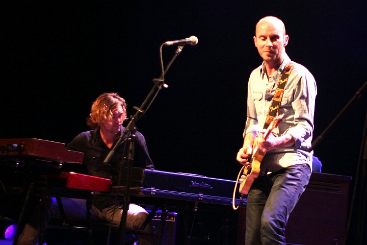 Tom van Stiphout, "Playing Guitar Helps" @ CC Meeuwen, picture 5, photographed by Heidi Elen - FrontView Magazine