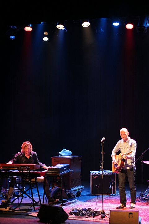 Tom van Stiphout, "Playing Guitar Helps" @ CC Meeuwen, picture 9, photographed by Heidi Elen - FrontView Magazine