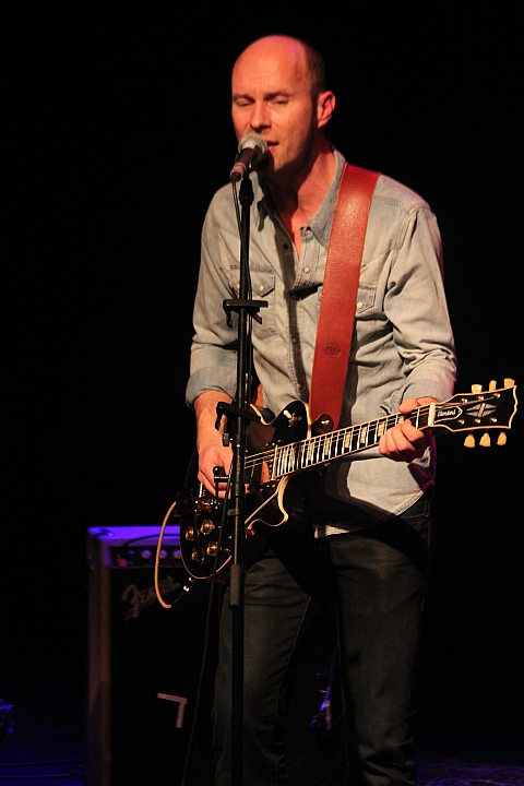 Tom van Stiphout, "Playing Guitar Helps" @ CC Meeuwen, picture 16, photographed by Heidi Elen - FrontView Magazine