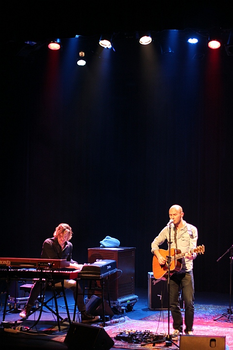 Tom van Stiphout, "Playing Guitar Helps" @ CC Meeuwen, picture 20, photographed by Heidi Elen - FrontView Magazine