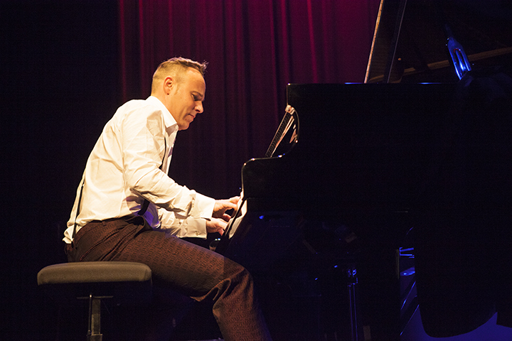 Jef Neve Solo @ Arenberg, foto 1, foto's door Frank Lambrechts - FrontView Magazine