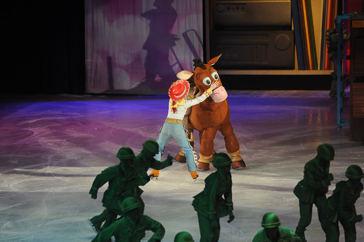 Disney on Ice 2016 - Betoverende Werelden @ Lotto Arena, picture 66, photographed by Goele Bormans - FrontView Magazine