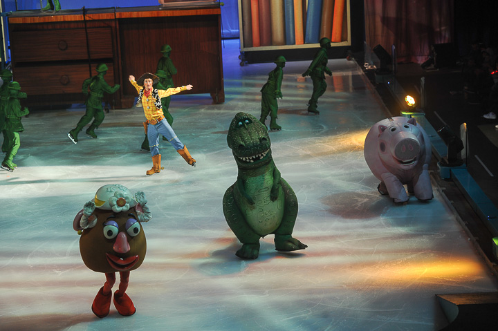 Disney on Ice 2016 - Betoverende Werelden @ Lotto Arena, picture 74, photographed by Goele Bormans - FrontView Magazine
