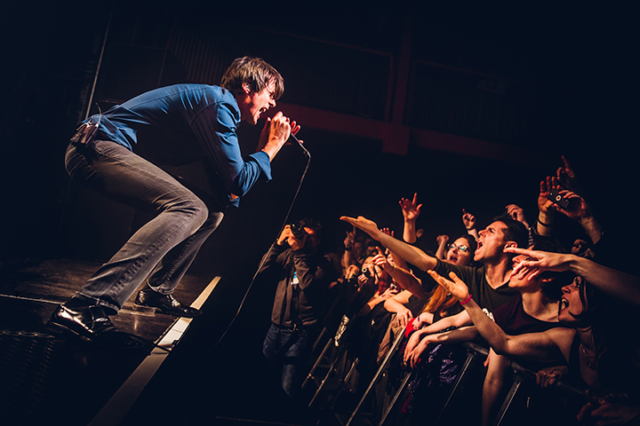 Suede @ Ancienne Belgique, picture 5, photographed by Elke Briers - FrontView Magazine