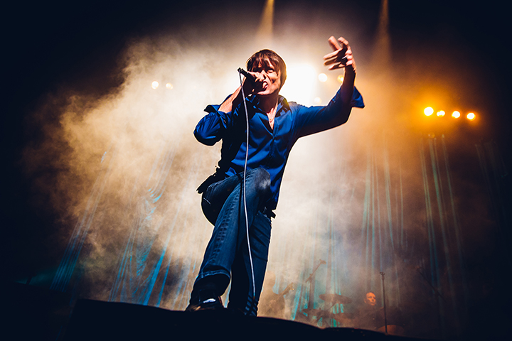 Suede @ Ancienne Belgique, picture 6, photographed by Elke Briers - FrontView Magazine