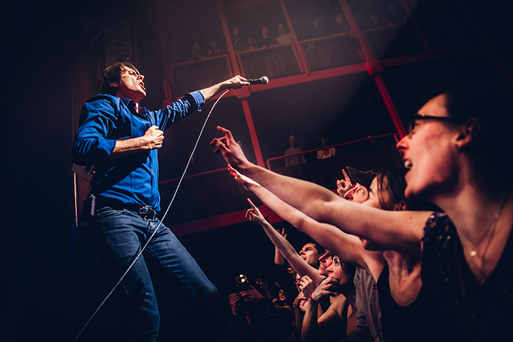 Suede @ Ancienne Belgique, picture 8, photographed by Elke Briers - FrontView Magazine