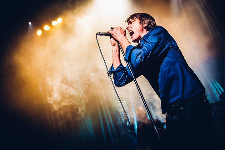 Suede @ Ancienne Belgique, picture 16, photographed by Elke Briers - FrontView Magazine