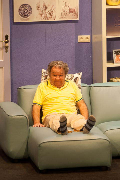 Amaai mijne rug! echt Antwaarps teater, picture 20, photographed by Goele Bormans - FrontView Magazine