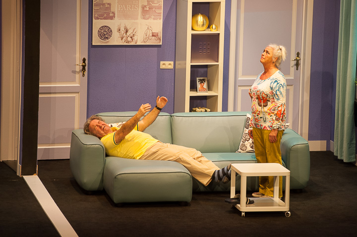 Amaai mijne rug! echt Antwaarps teater, picture 24, photographed by Goele Bormans - FrontView Magazine