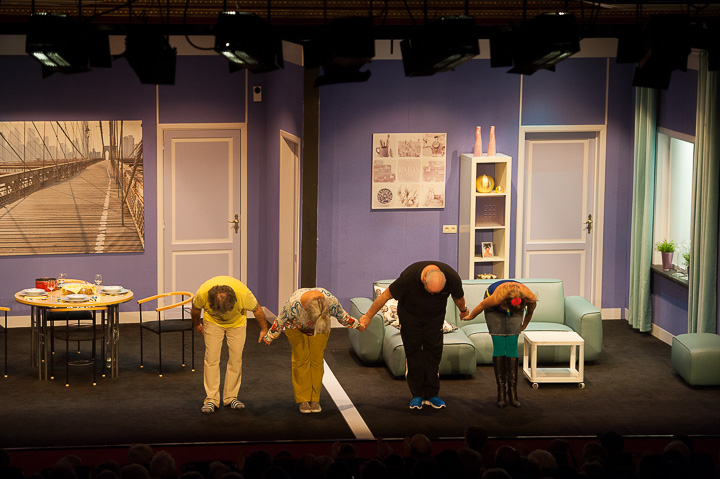 Amaai mijne rug! echt Antwaarps teater, picture 60, photographed by Goele Bormans - FrontView Magazine